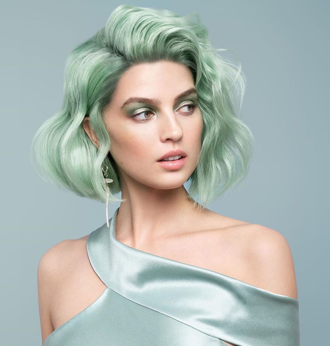 Written short hairstyles - wavy haircuts for short hair