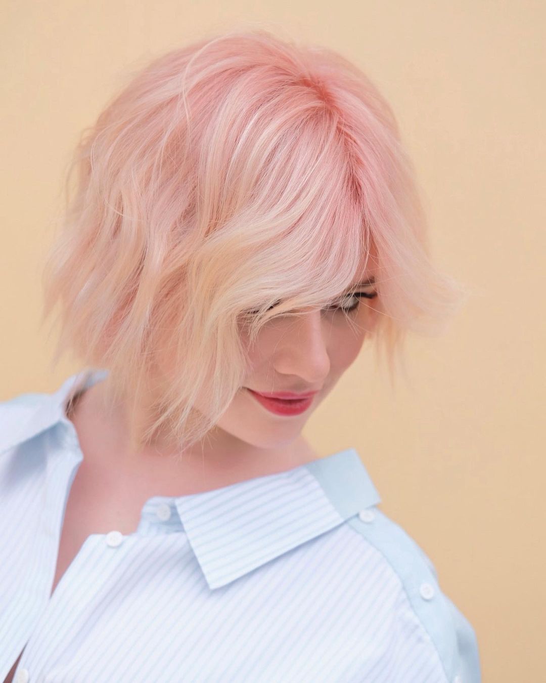 Bob hairstyles are very short with color - short hairstyles designs for women