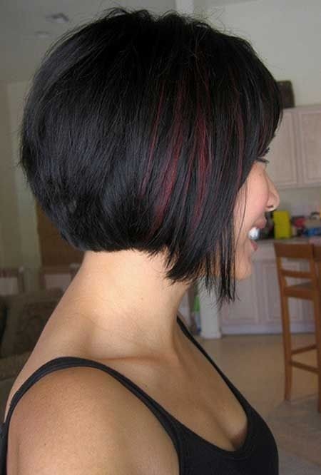 A beautiful, straight -haircut for thick hair