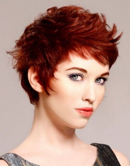 Red haircuts: short hairstyles for women