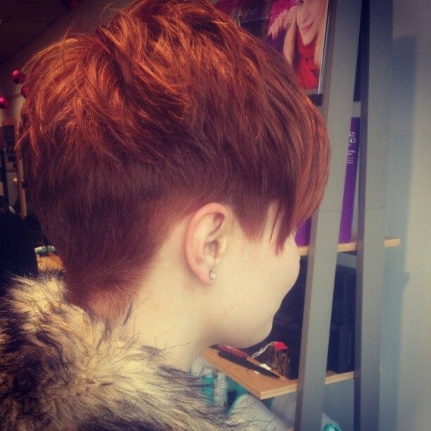 RedHead - short -layer pixels cut winter