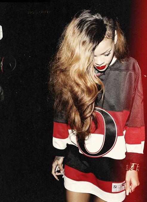 Rihanna hairstyles: elegant hairstyles for wavy hair