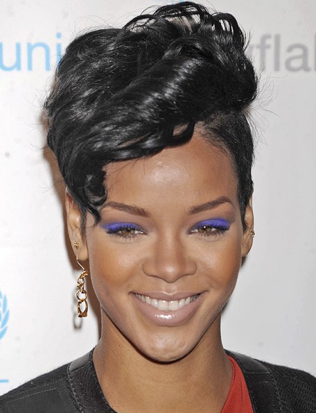 Rihanna curly hairstyles Rihanna curly hairstyles