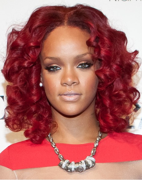 Rihanna Wavy Curly Hairstyles 2012 Rihanna Wavy Curly Hairstyles 2012