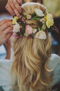 15 Latest Half-Up Half-Down Wedding Hairstyles for Trendy Brides