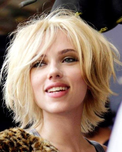 Scarlett Johansson short blonde hair