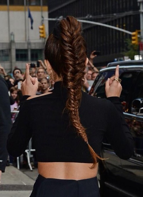 Selena hairstyles brand: High -atked hairstyles