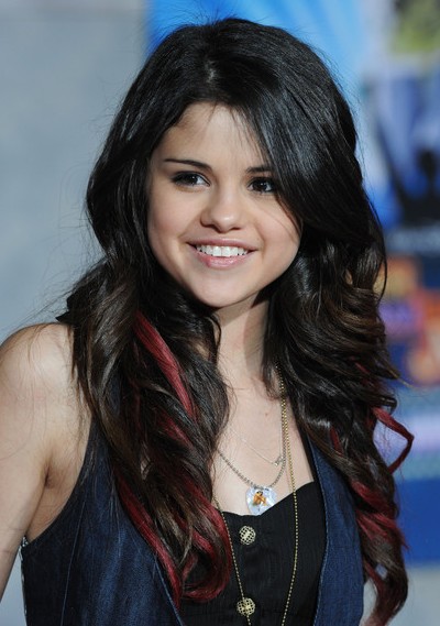 Long Selena Gomez hairstyles Long Selena Gomez hairstyles