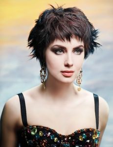 Short Cropped Hairstyle: Messy Haircuts