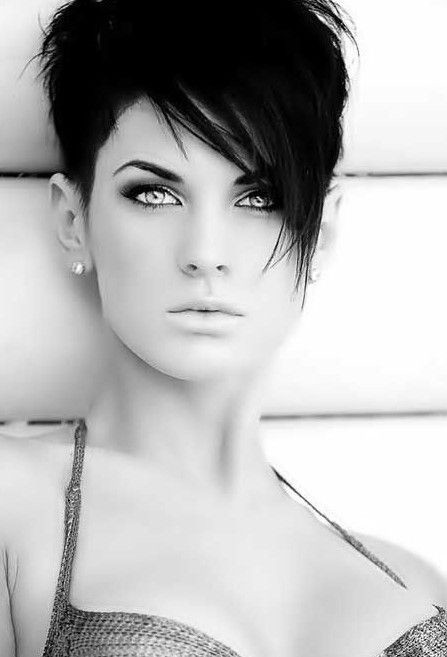 Short hair with long bangs: long face hairstyles