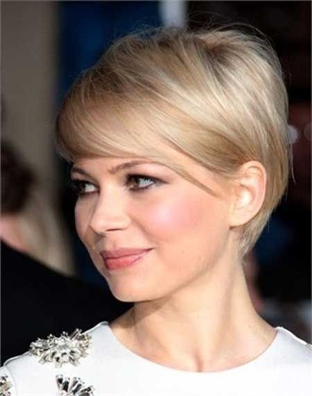 A short haircut with sides of the explosions - short hairstyles for women for thin hair