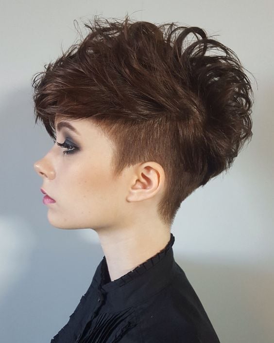20 Short Haircuts for Ladies Who Love High-Fashion!