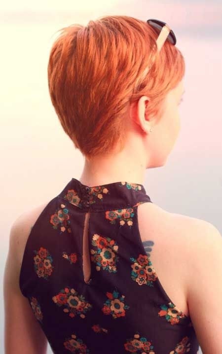Short hairstyle for the summer