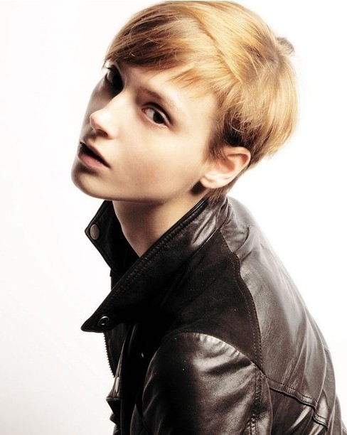 Short -layer haircuts for thin hair