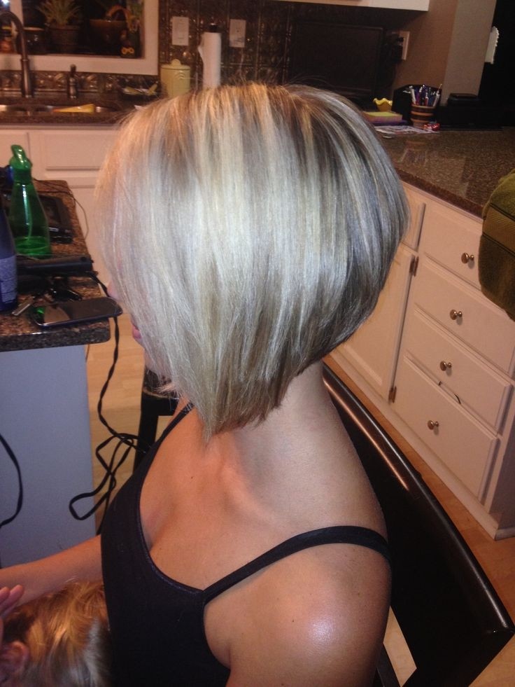 Hair styles with a short bob bouquet: elegant short hairstyles for women 2014-2015