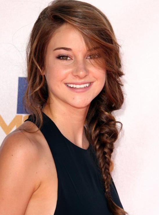 Side hairstyles for girls