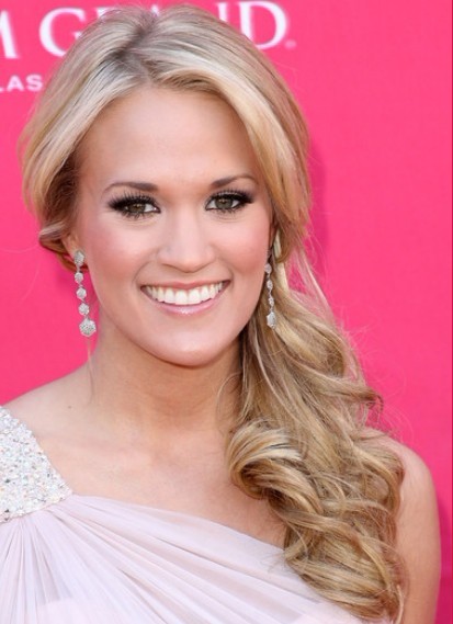 Side ponytail 2012 hairstyles 2012 Side ponytail 2012 hairstyles 2012
