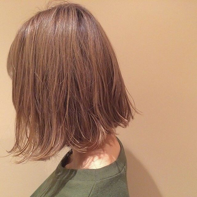 Side view of the nice Japanese girls, hairstyle, hairstyle