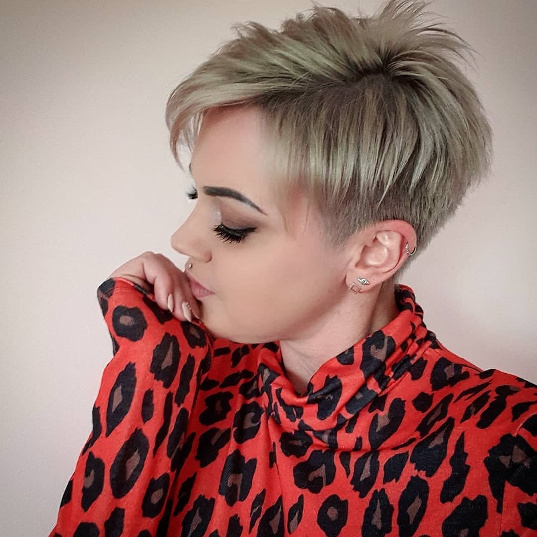 Simple hair styles with straight hair - very short hairstyle ideas for women