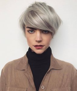 10 Trendy Short Hairstyles for Straight Hair