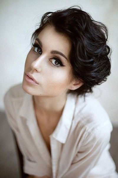 UPDO elegant