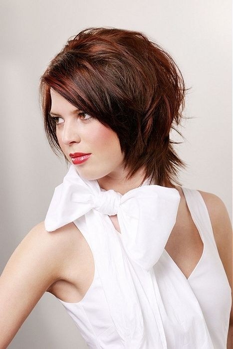 Hairstyles for slimming for short hair