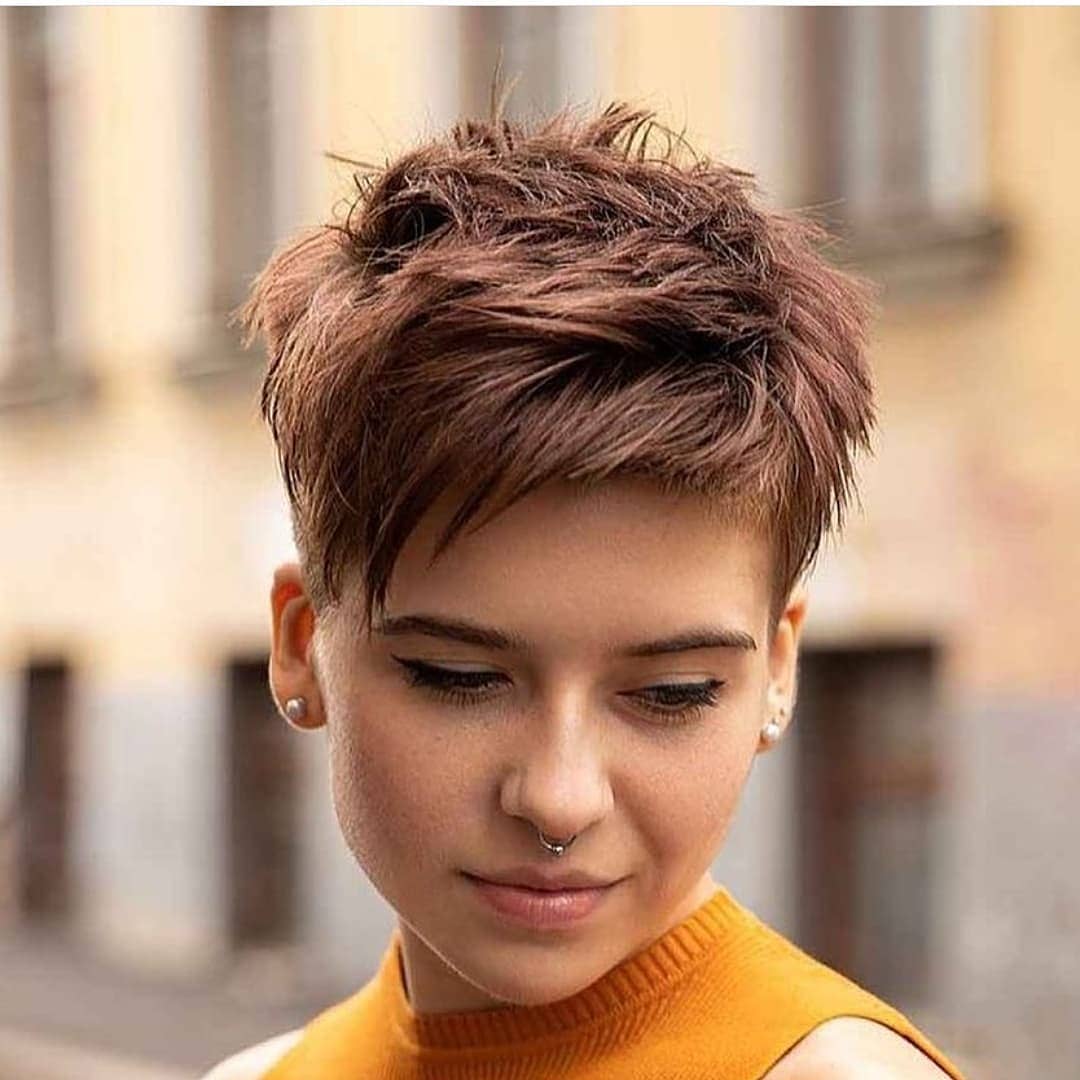 Snazzy Short Layered Haircuts for Women