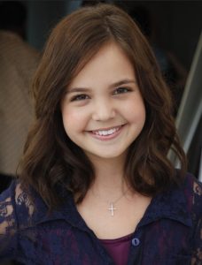 Bailee Madison, Soft Curls Hairstyle: Girls Haircuts