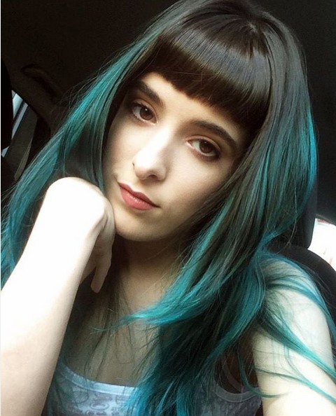Long straight hair hairstyle with sharp short bang