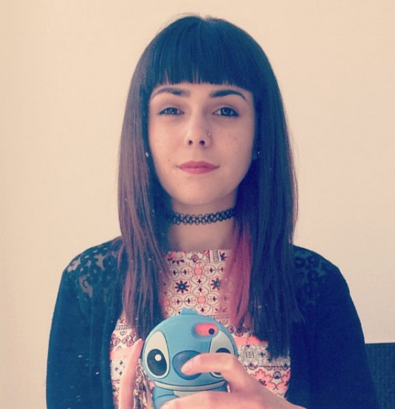 Right -length straight hairstyle