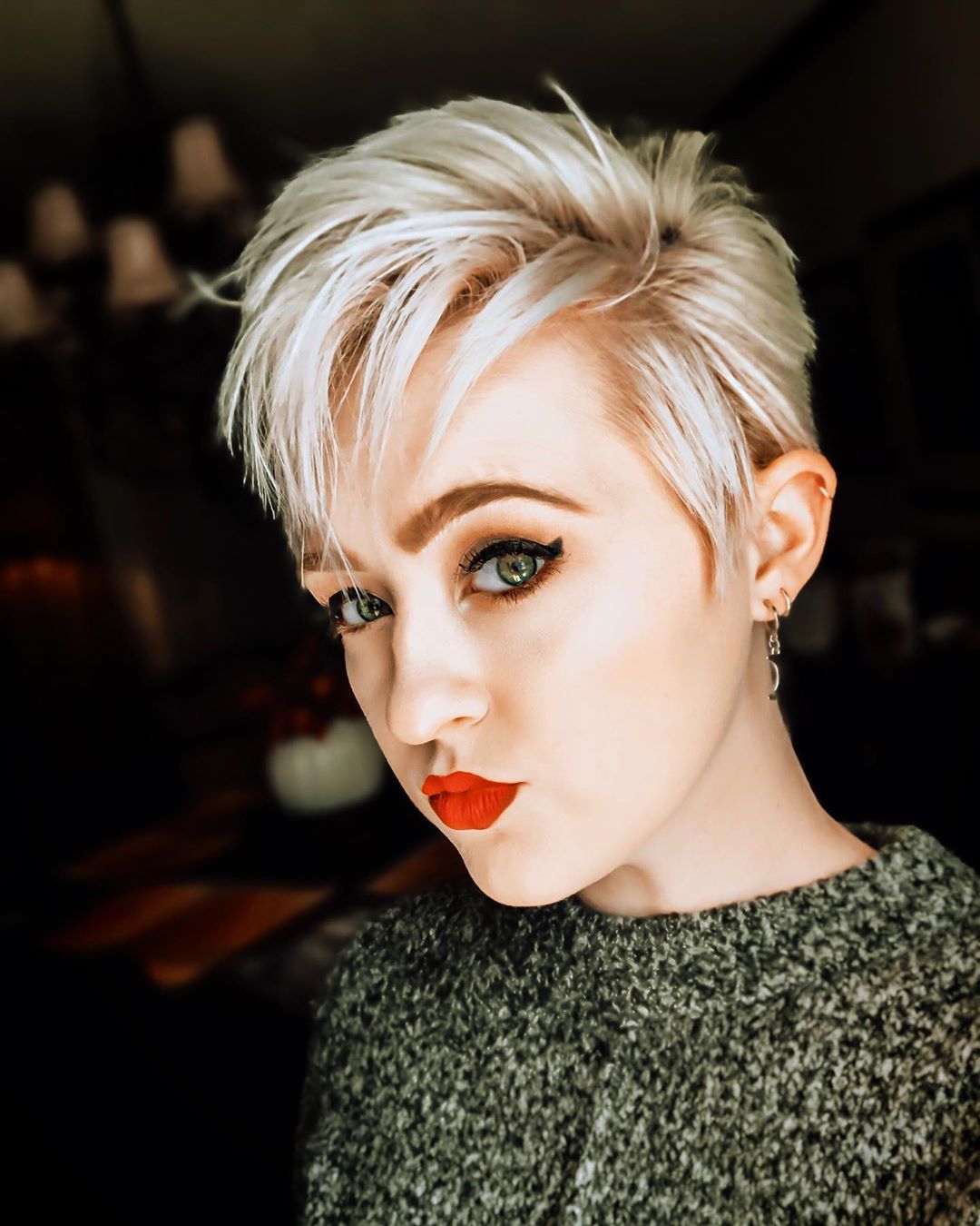 Elegant, easy haircut for women - Short hair palace ideas Pixie