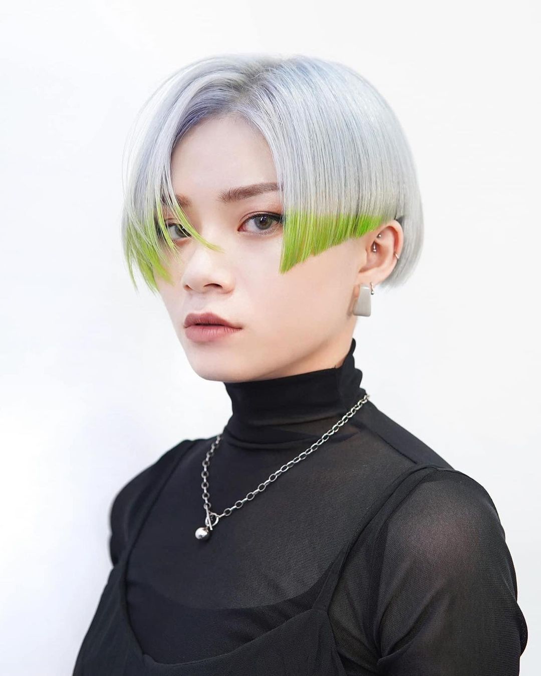 Stylish short haircuts for thick hair Short hair ideas for women 2021 - 2022