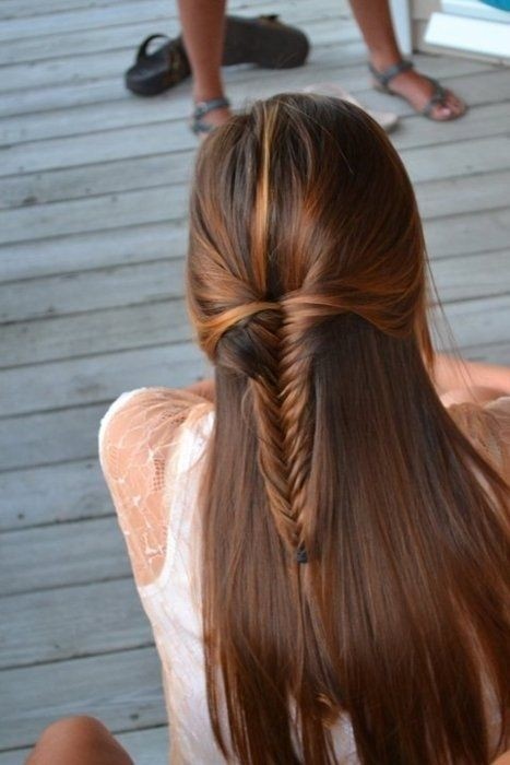 Elegant and gentle hairstyles for school girls