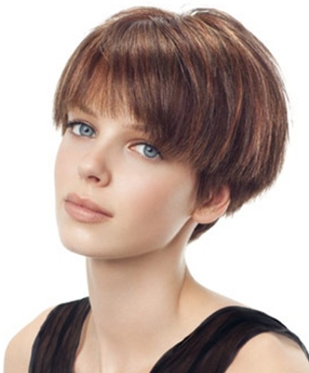 Summer hairstyles for short hair, sharp haircut