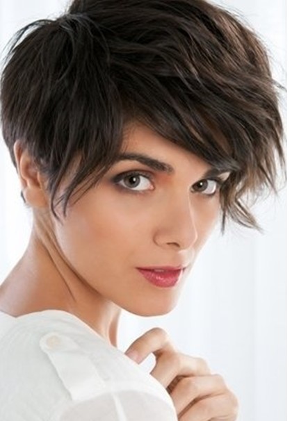 Summer hairstyles for short hair, haircut standing
