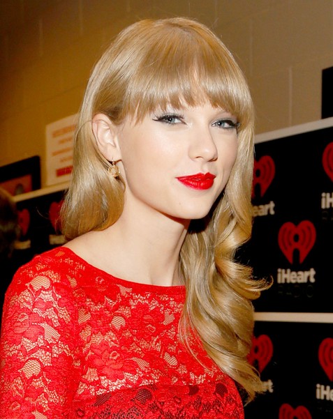 Taylor Swift hairstyles: Ashkar hair