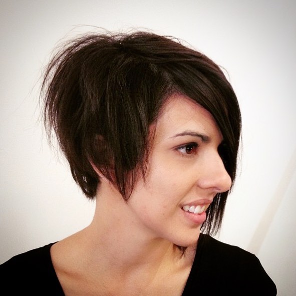 Bob, unresponsor, crescent, nice to short hair