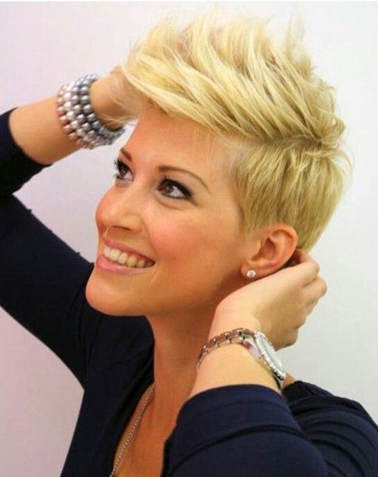 Modern hair haircuts 2015: short hair trends