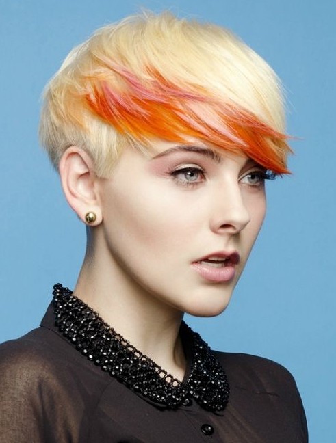 Trendy Short Hair Color: Straight Haircuts