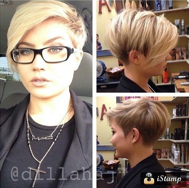 Modern short haircuts: easy hairstyles with long bangs