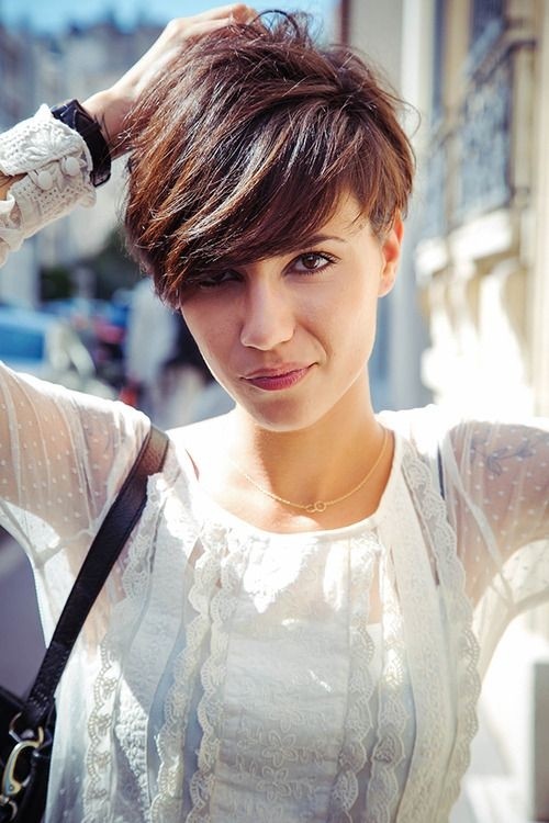 Best New Short Hairstyles for Long Faces