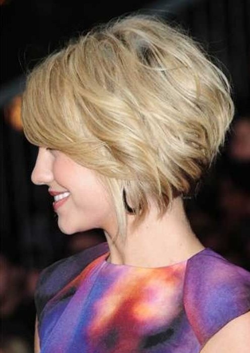 Modern short hairstyles: a volatile Bob haircut