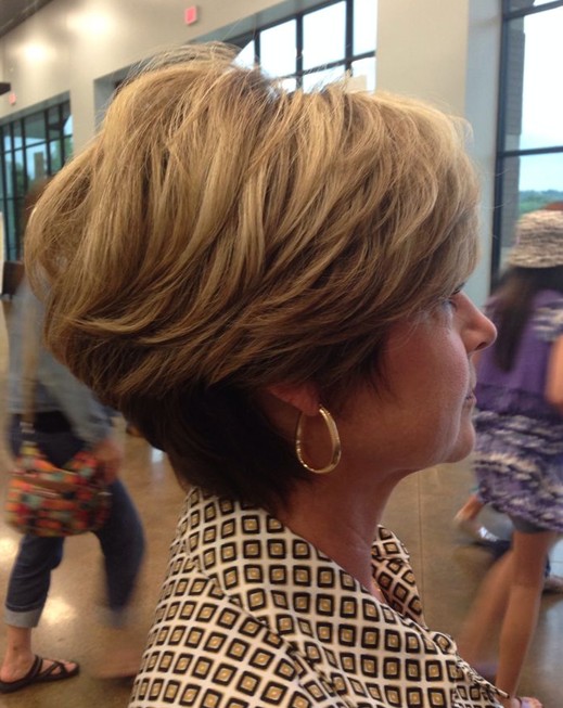 Short modern hairstyles: A short haircut for women more than 50