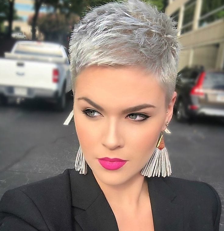 Short modern haircuts - cold hairstyle for women short hair