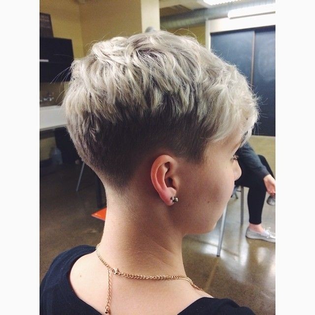Undercut Pixie: Short Haircuts