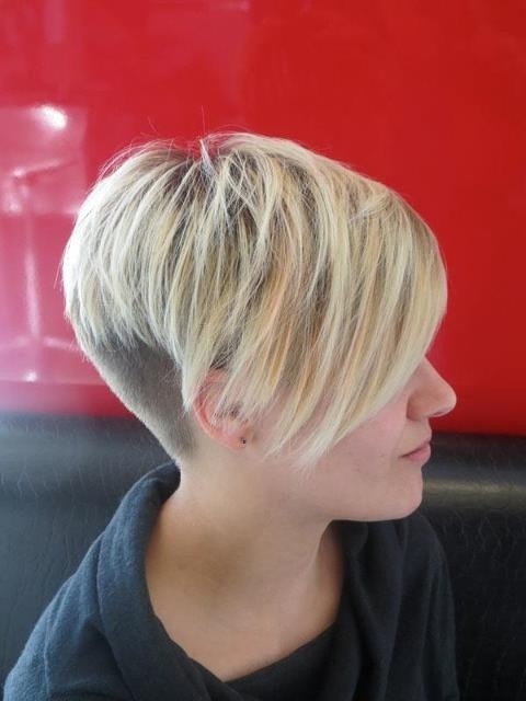 Very short hair with long side bangs: straight hair styles