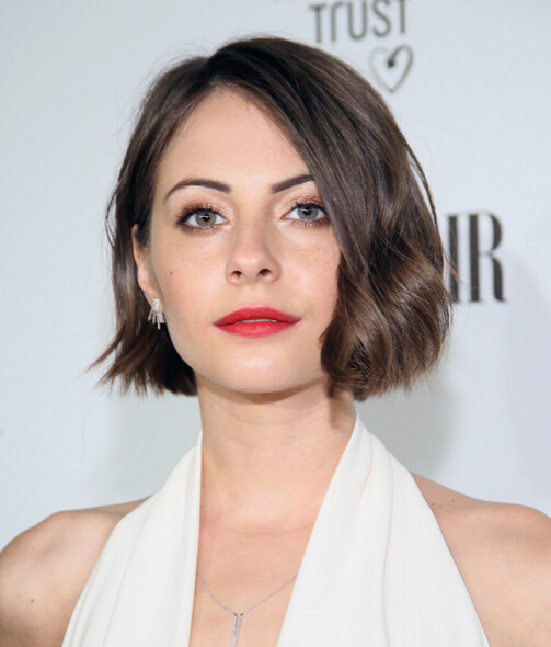 Wella Hollande cut short hair - short brown wavy hairstyle