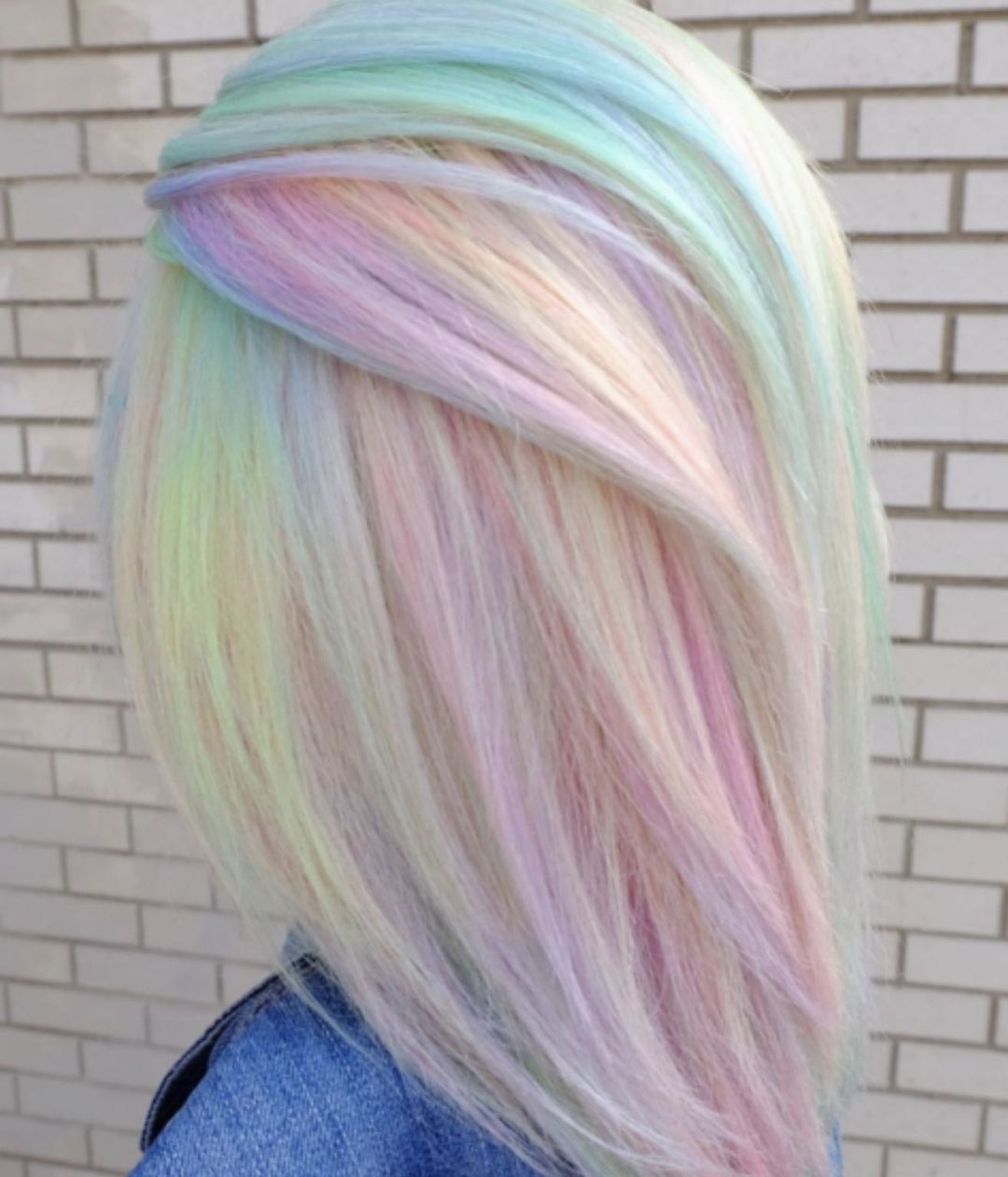 Medium-length women haircut and creative hair color ideas for summer 2021-2022