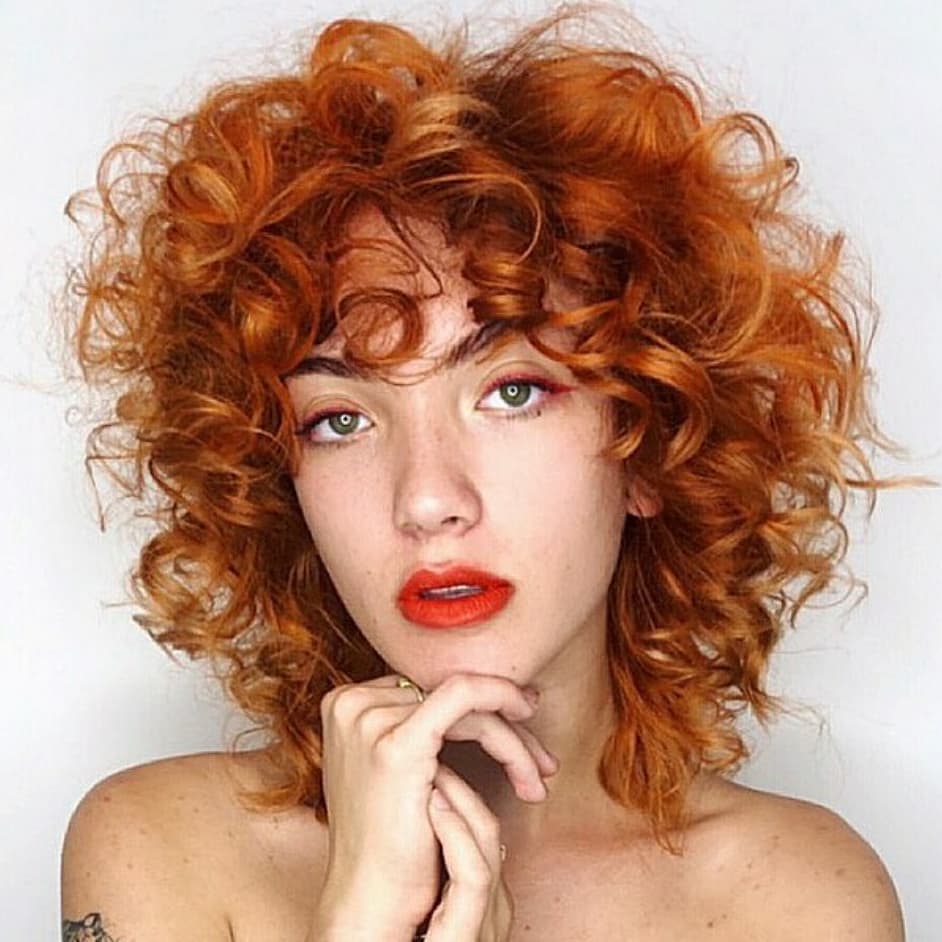 Winter hair styles designs - Midum hair cut and hairstyle ideas from 2021