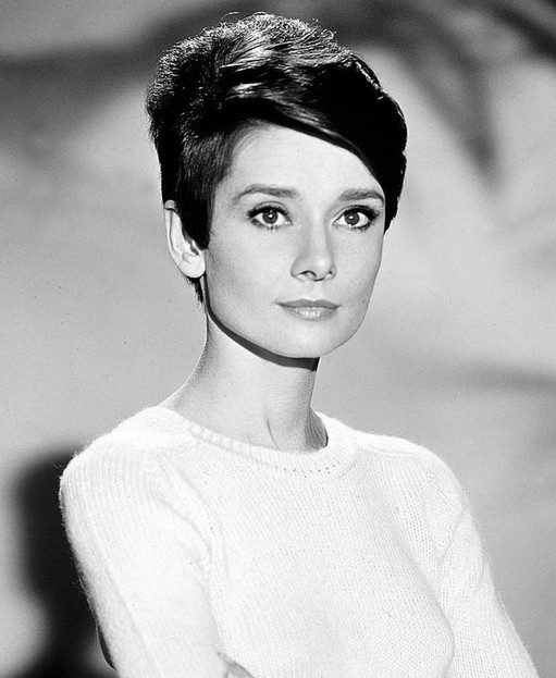 Women’s Hairstyles for Short Hair: Pixie Haircut